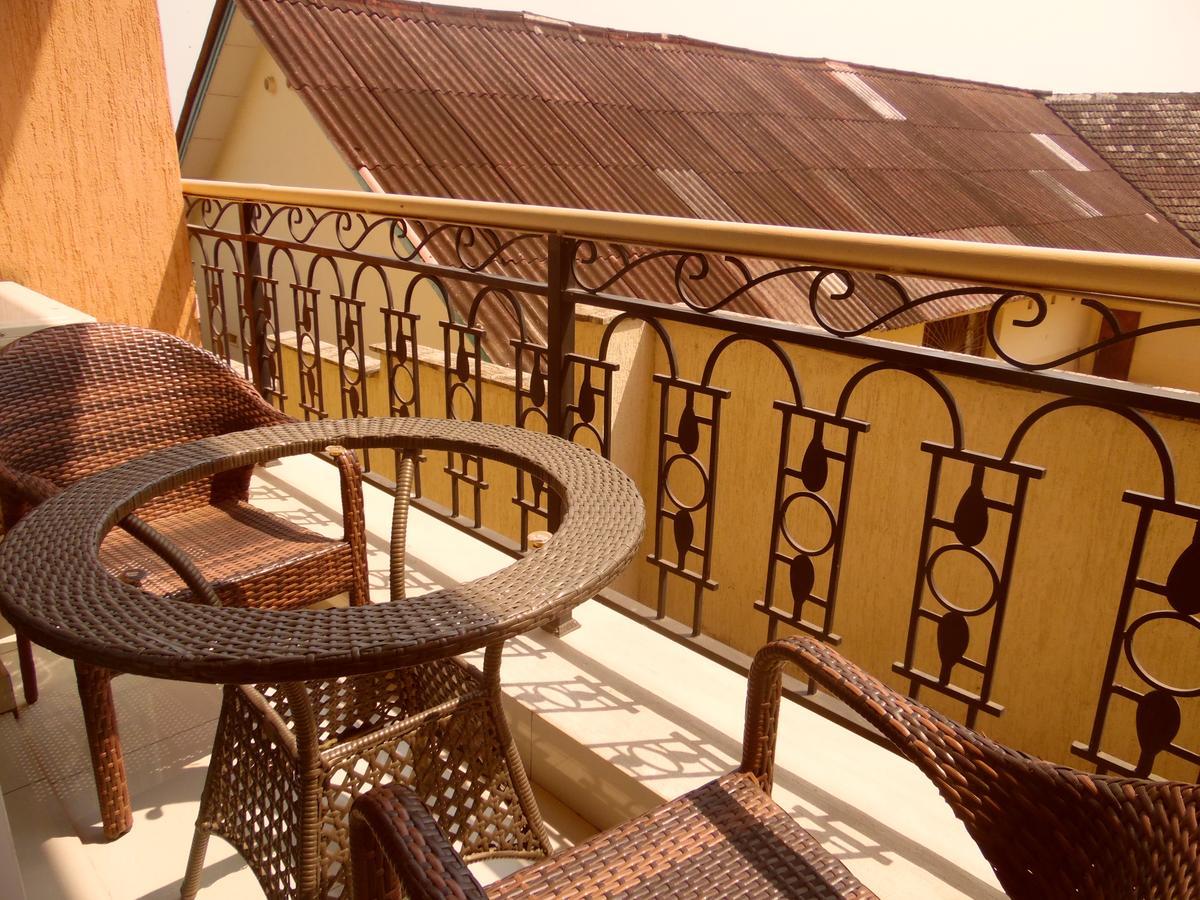 Hotel Belair Residence Бужумбура Екстер'єр фото